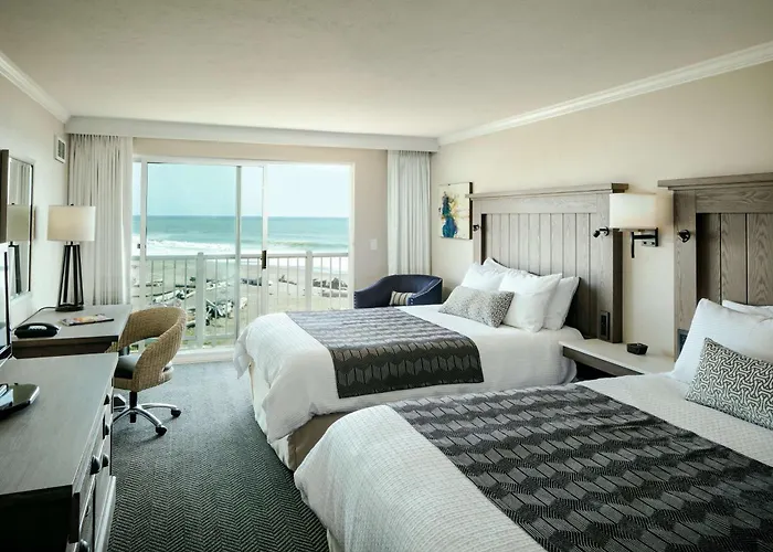 Beachfront Inn